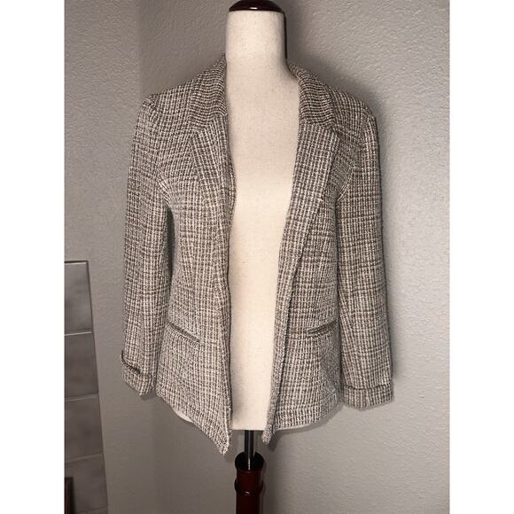 Nannette Jackets & Blazers - nannette nannette lepore sold out blazer feminine